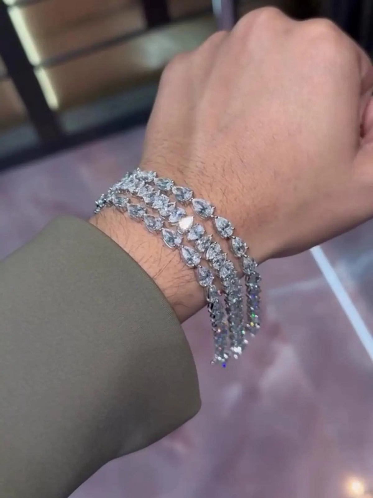 VVS1 Pear Cut Moissanite Fancy Bracelet – 925 Silver | ONYX RATAN